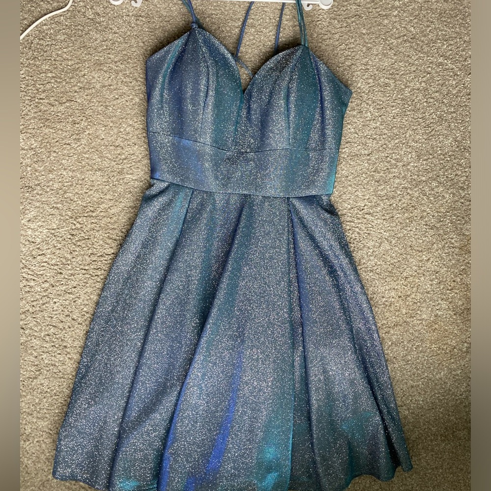 Cinderella homecoming iridescent color shifting blue dress (8)